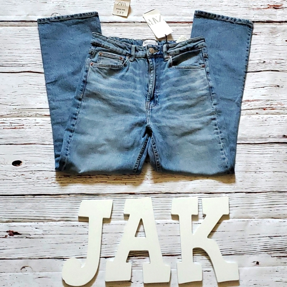 Zara Light Blue High-Waisted Jeans